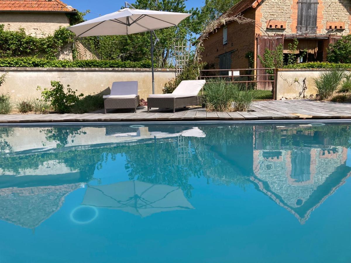 Bed and Breakfast Les Jardins Des Soussilanges Céron Exterior foto