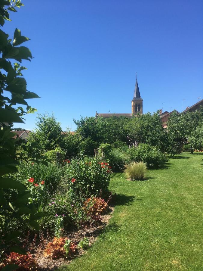 Bed and Breakfast Les Jardins Des Soussilanges Céron Exterior foto