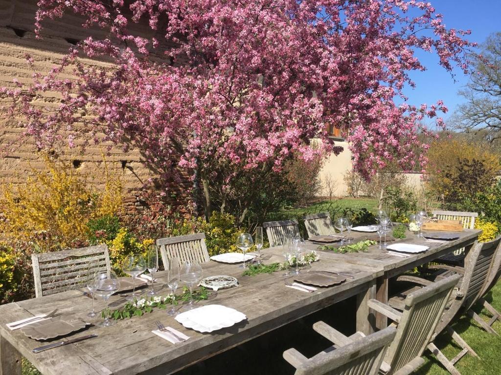 Bed and Breakfast Les Jardins Des Soussilanges Céron Exterior foto
