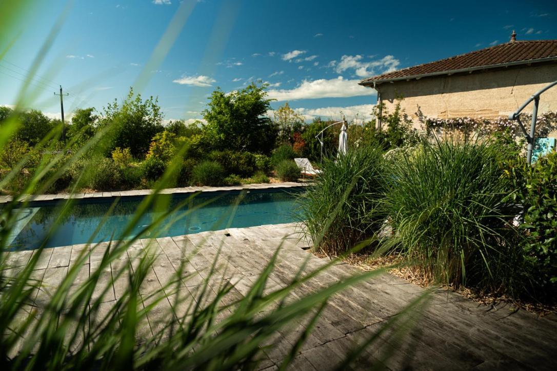 Bed and Breakfast Les Jardins Des Soussilanges Céron Exterior foto