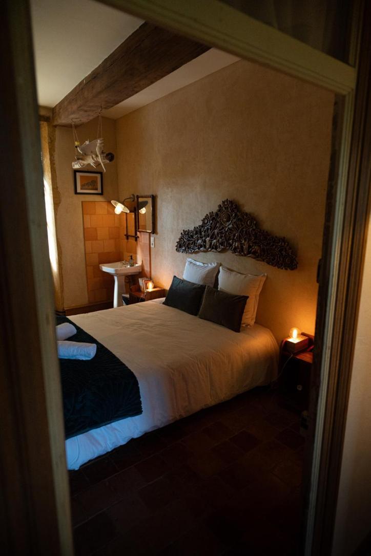 Bed and Breakfast Les Jardins Des Soussilanges Céron Exterior foto