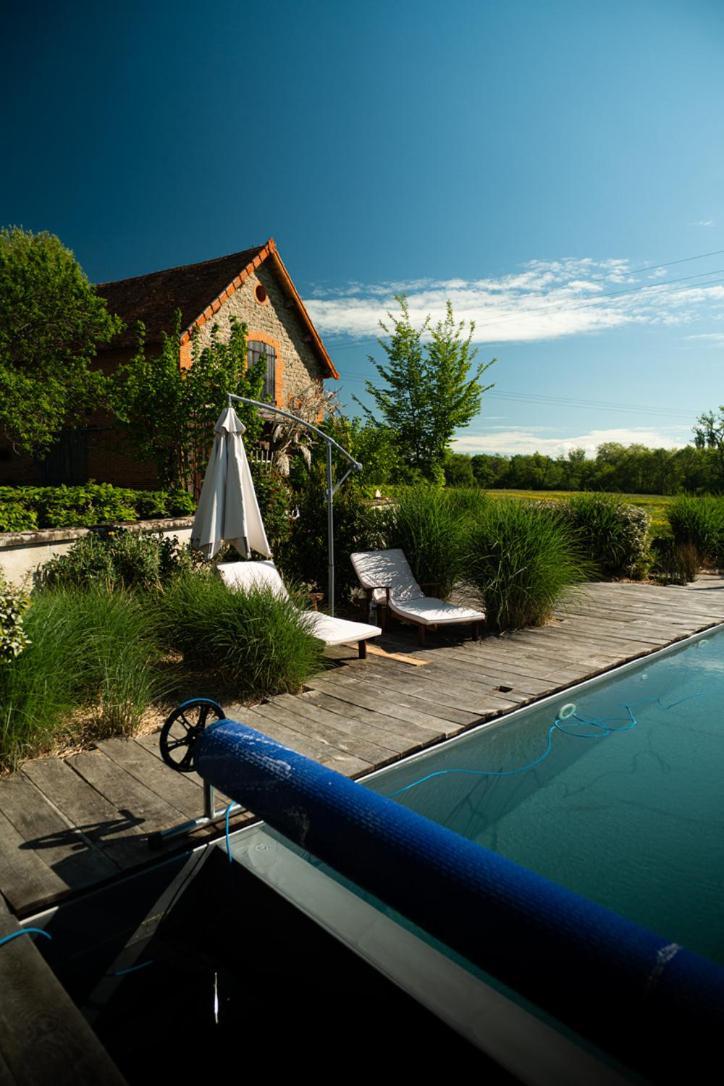Bed and Breakfast Les Jardins Des Soussilanges Céron Exterior foto
